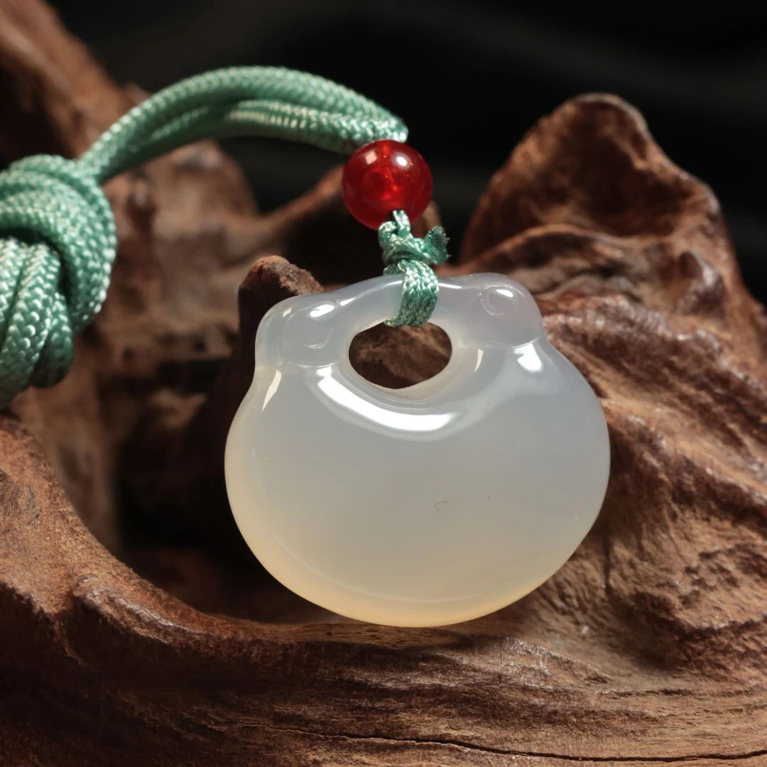 新人福利-玛瑙平安锁YS228