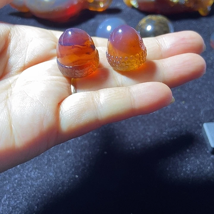 未镶嵌颈饰琥珀缅甸天然琥珀吊坠