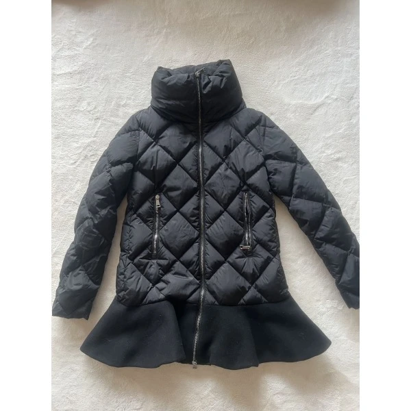 妃鱼/盟可睐/聚酯纤维/羽绒服/95新/琰一一九