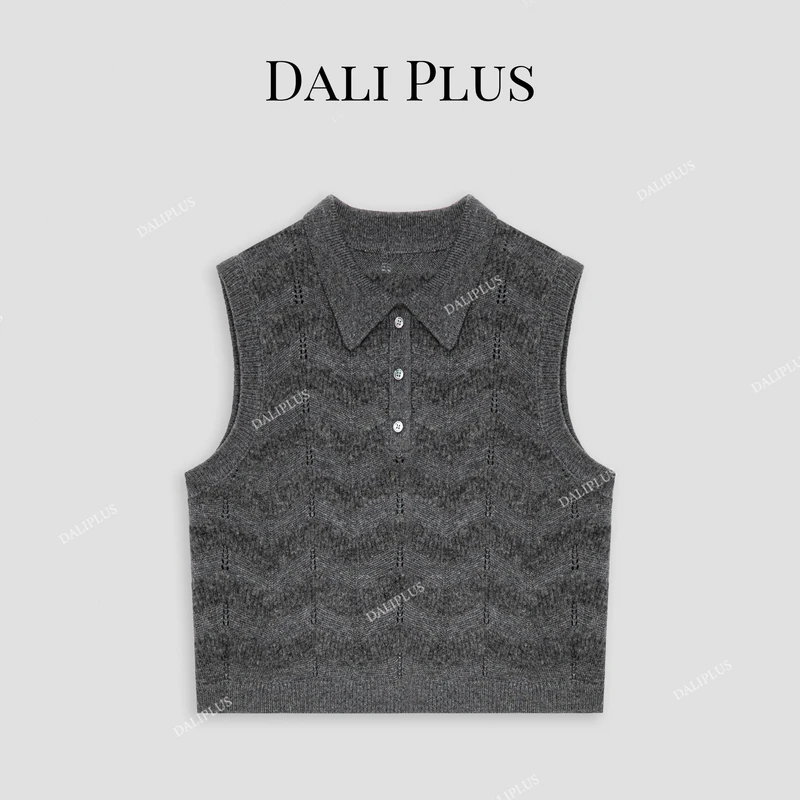 DALI PLUS【苏力羊驼毛】陨石灰波浪条纹翻领马甲针织-D4MM0333