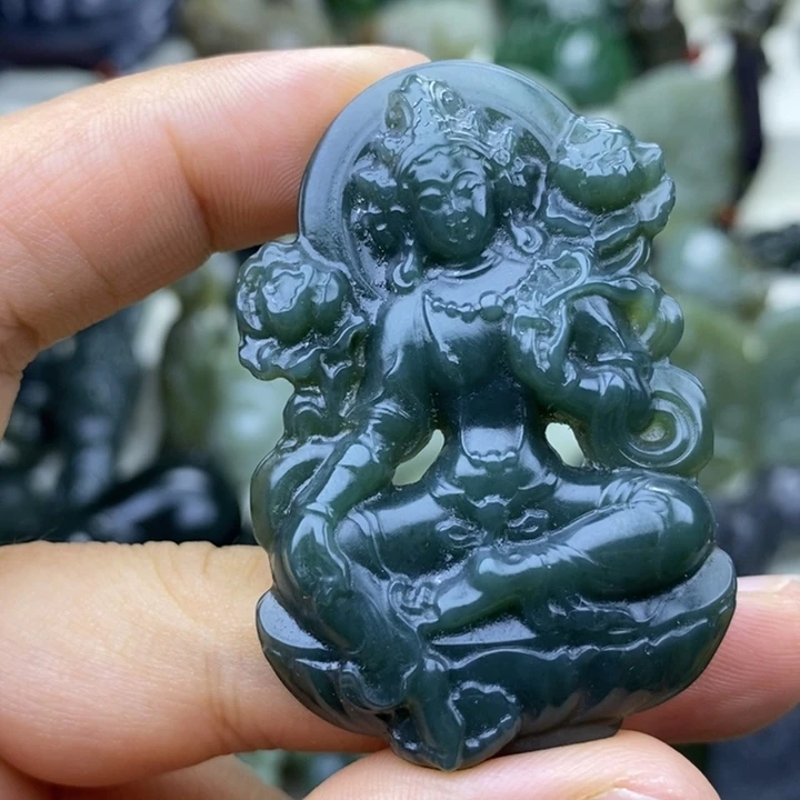 颈饰未镶嵌和田玉