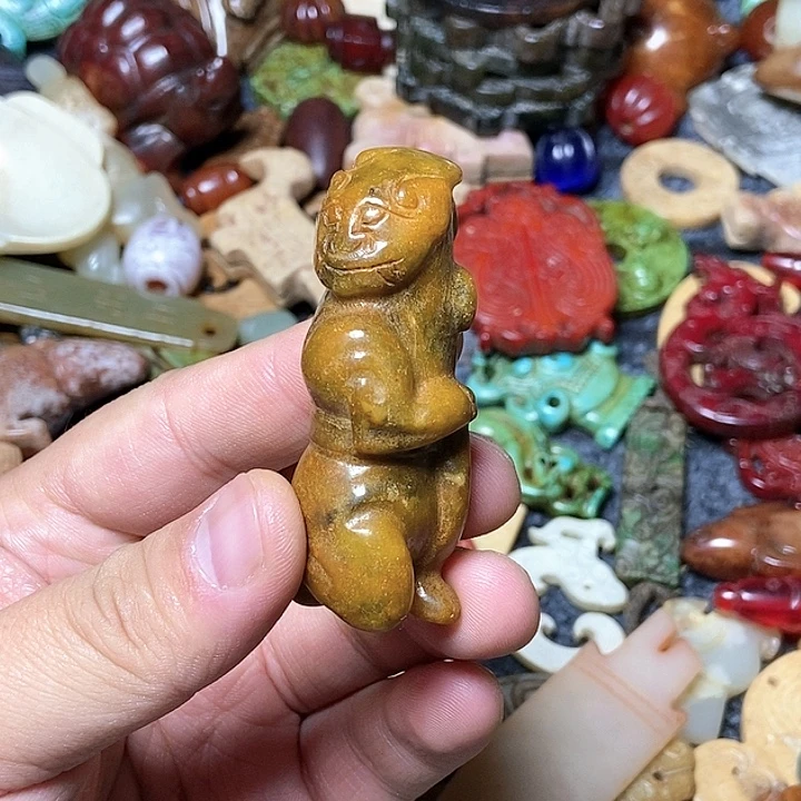 和田玉未镶嵌颈饰33