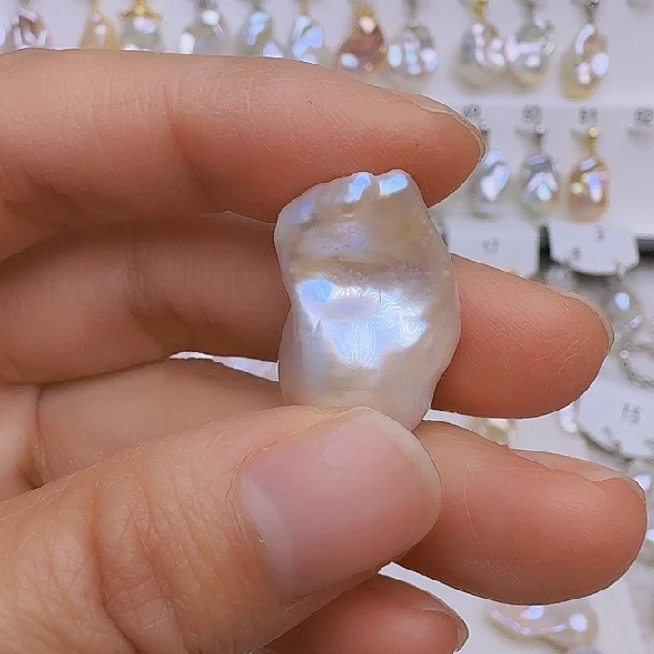 淡水珍珠未镶嵌颈饰