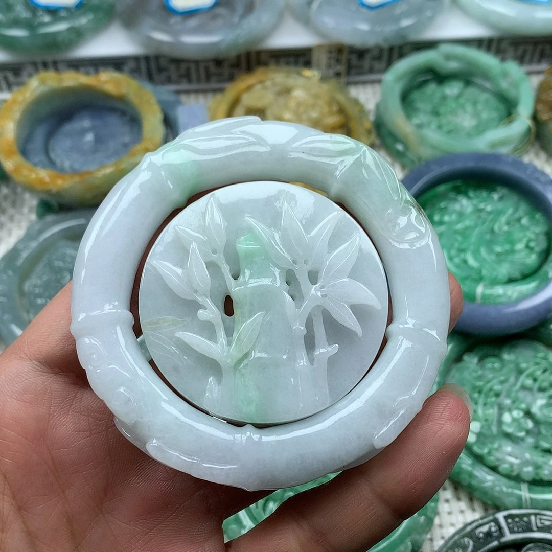 翡翠未镶嵌手镯竹节雕花手镯