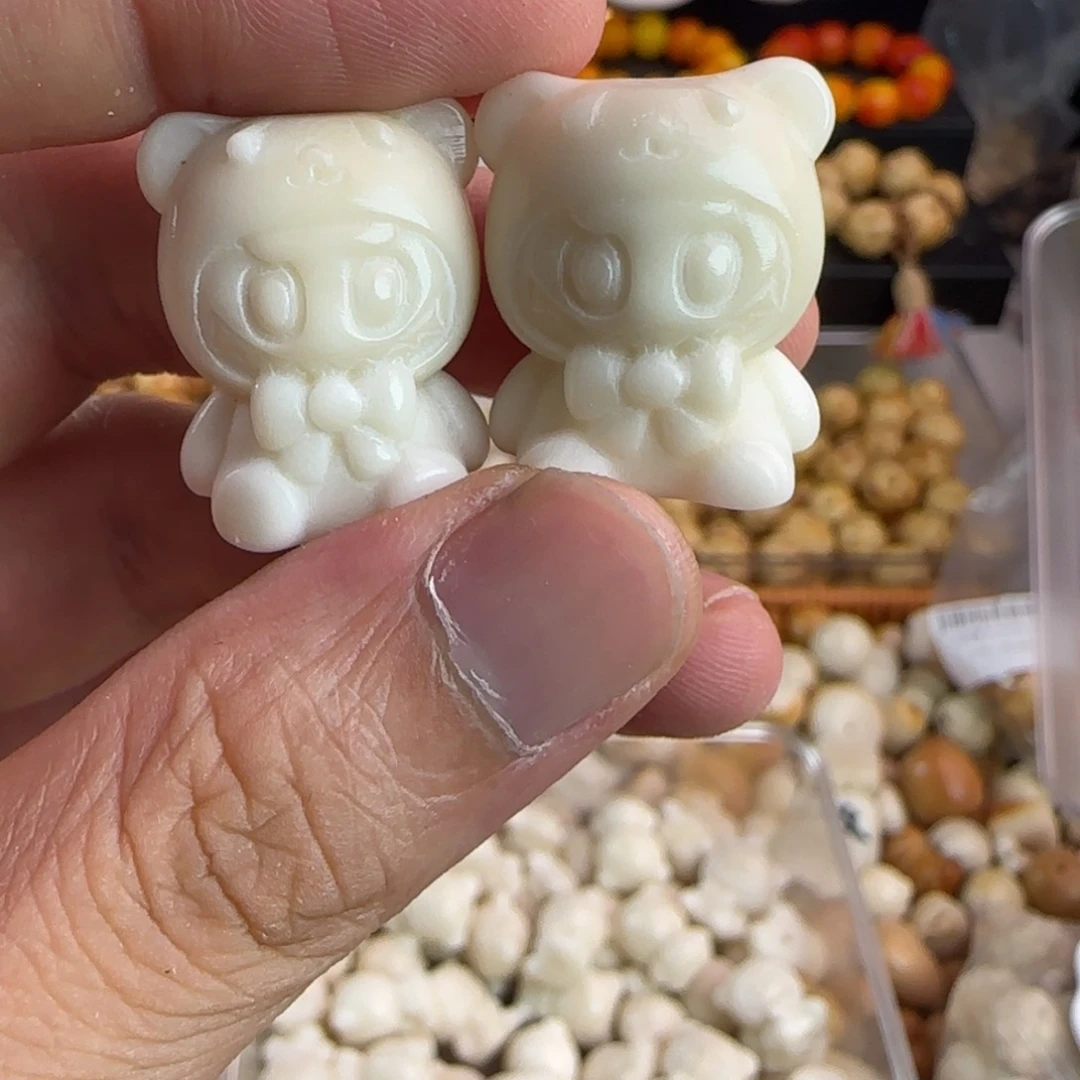 菩提根/象牙果手串全品小熊拉布布10颗