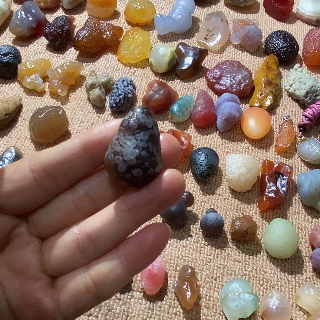 玛瑙/玉髓合金珠宝奇石
