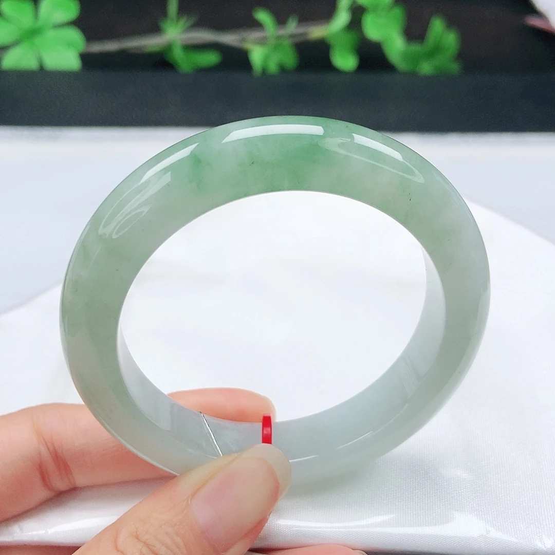 翡翠未镶嵌手镯53圈