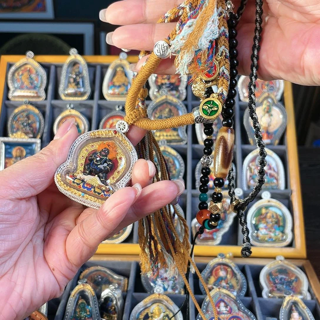 泥塑H*.纯手绘黑财925银外壳有绳有礼盒