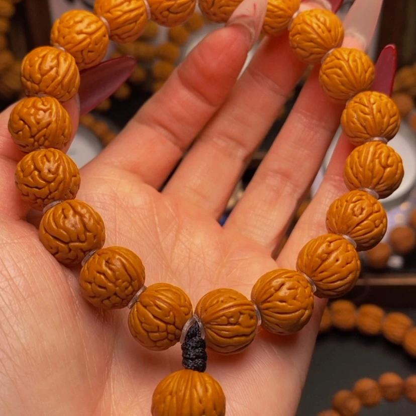 【闪购商品】桃核手串龙文桃核