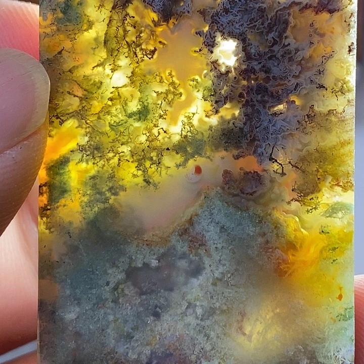 等***待玛瑙/玉髓未镶嵌颈饰