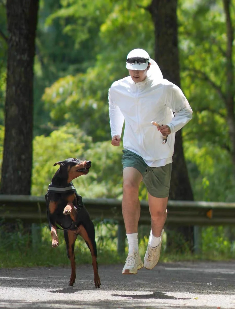 FAST and FR！户外超薄透气连帽健身跑步骑行防晒外套081