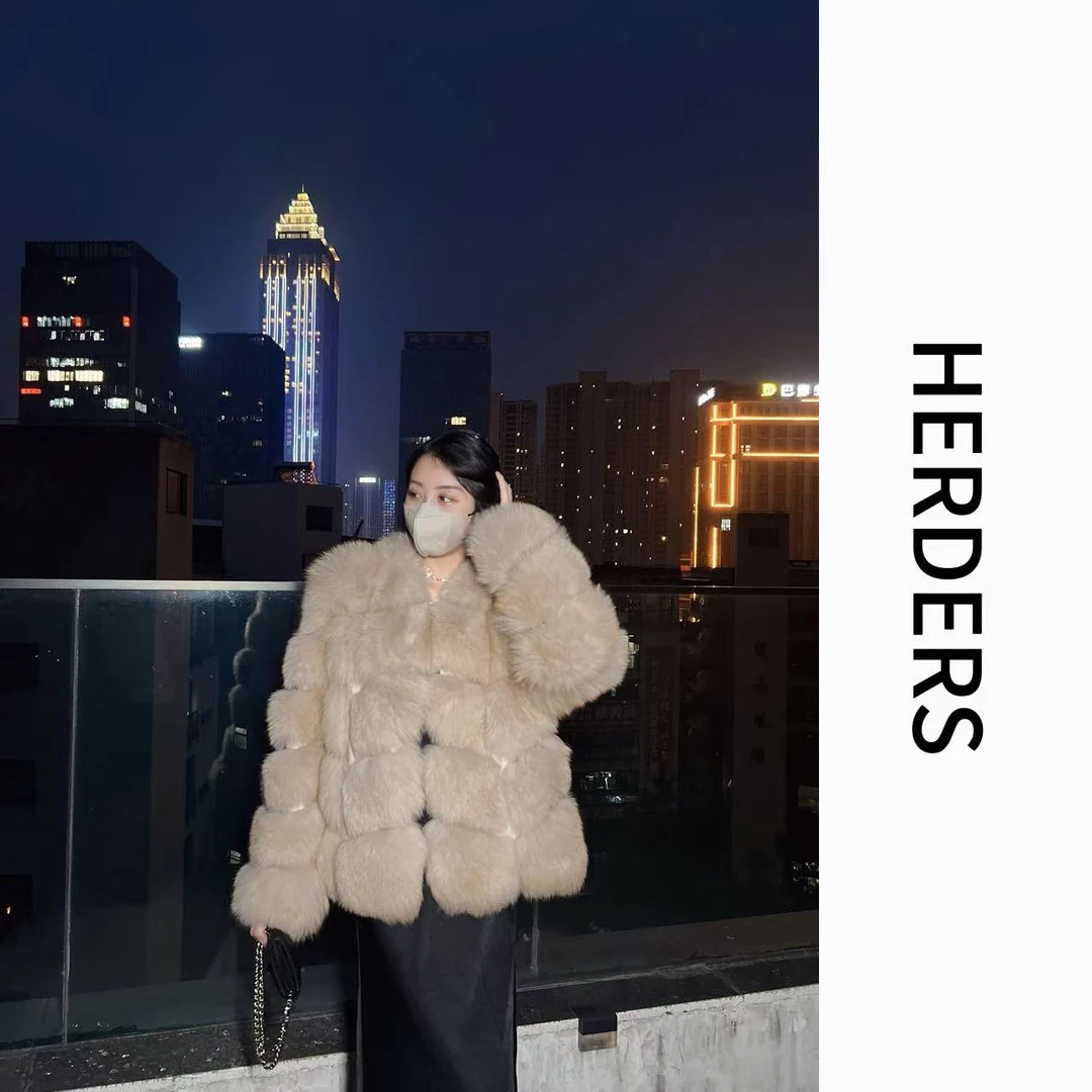 《11.02》 短款V领狐狸毛外套 257168