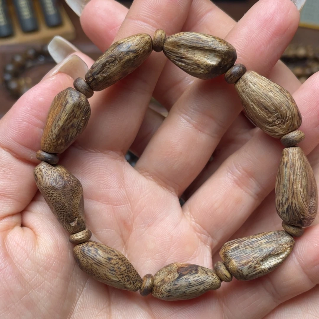 沉香手串越南芽庄白棋楠随行虫漏