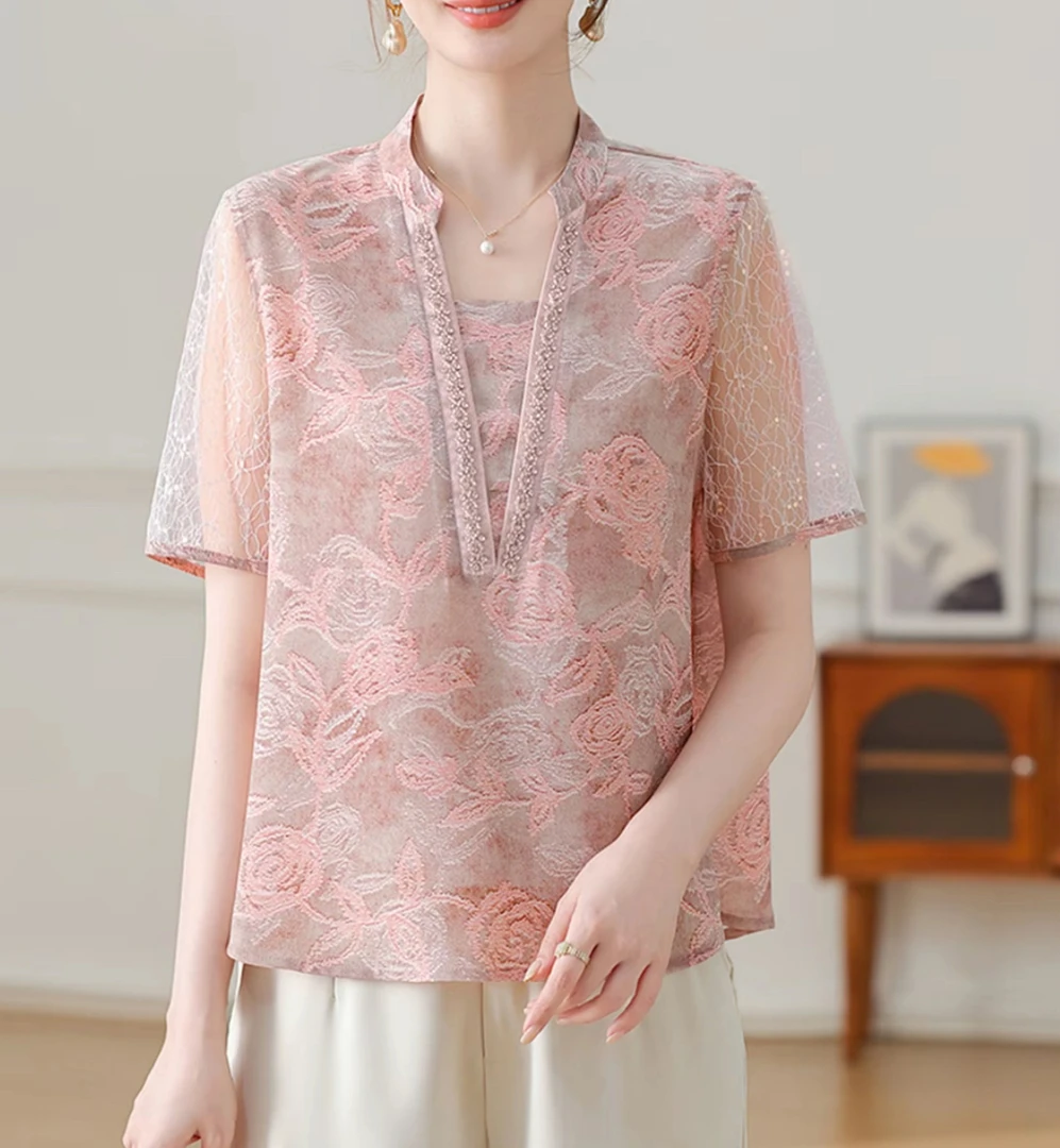 40-50岁短款上衣2025洋气妈妈夏装短袖套装中老年女高贵洋气小衫