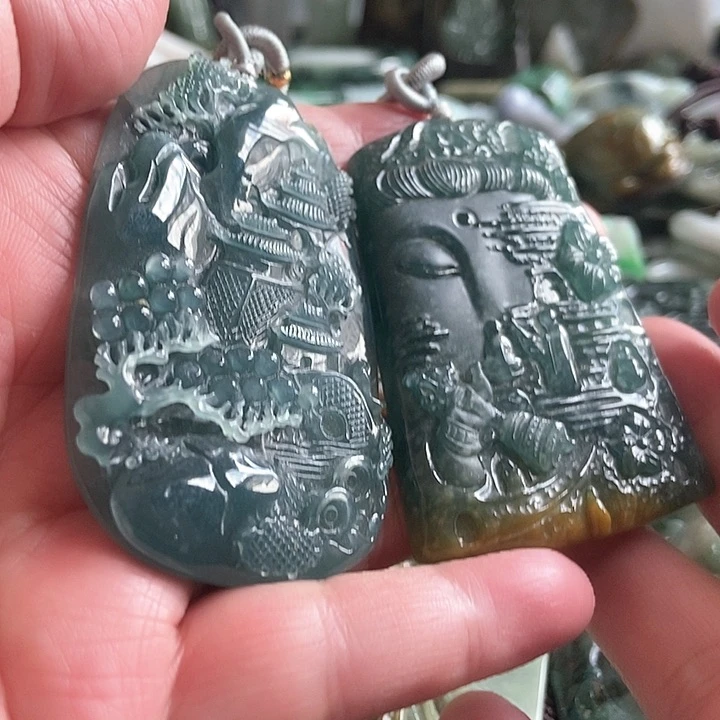 翡翠吊坠(不含链)未镶嵌南**巅