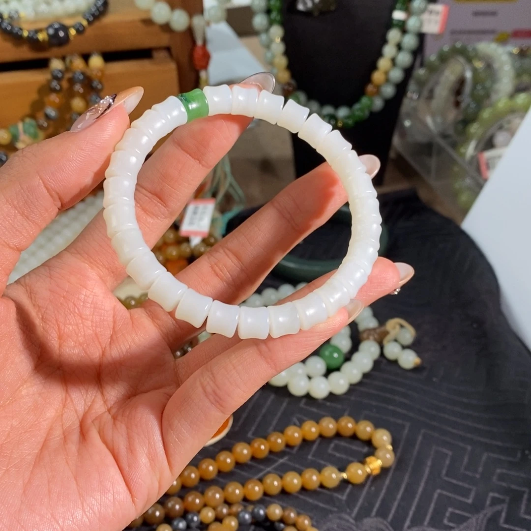 和田玉未镶嵌手链