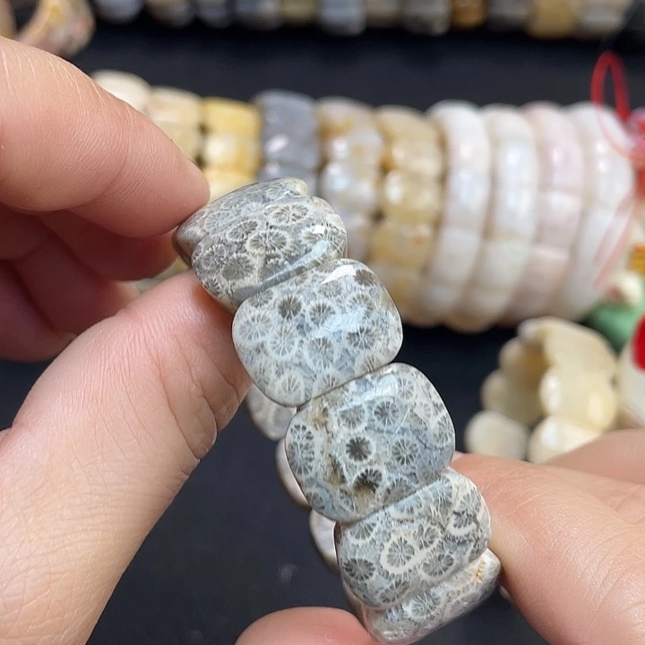 硅化珊瑚（珊瑚玉）手镯未镶嵌