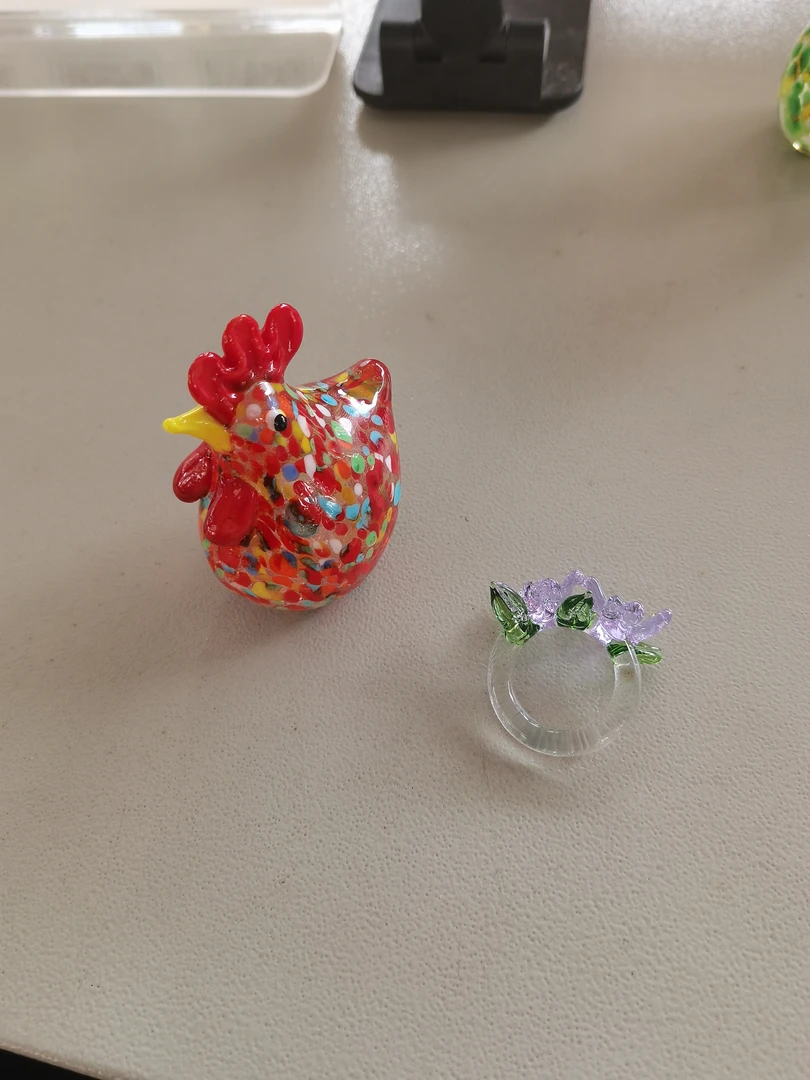 红色咕咕鸡和四色小花戒指