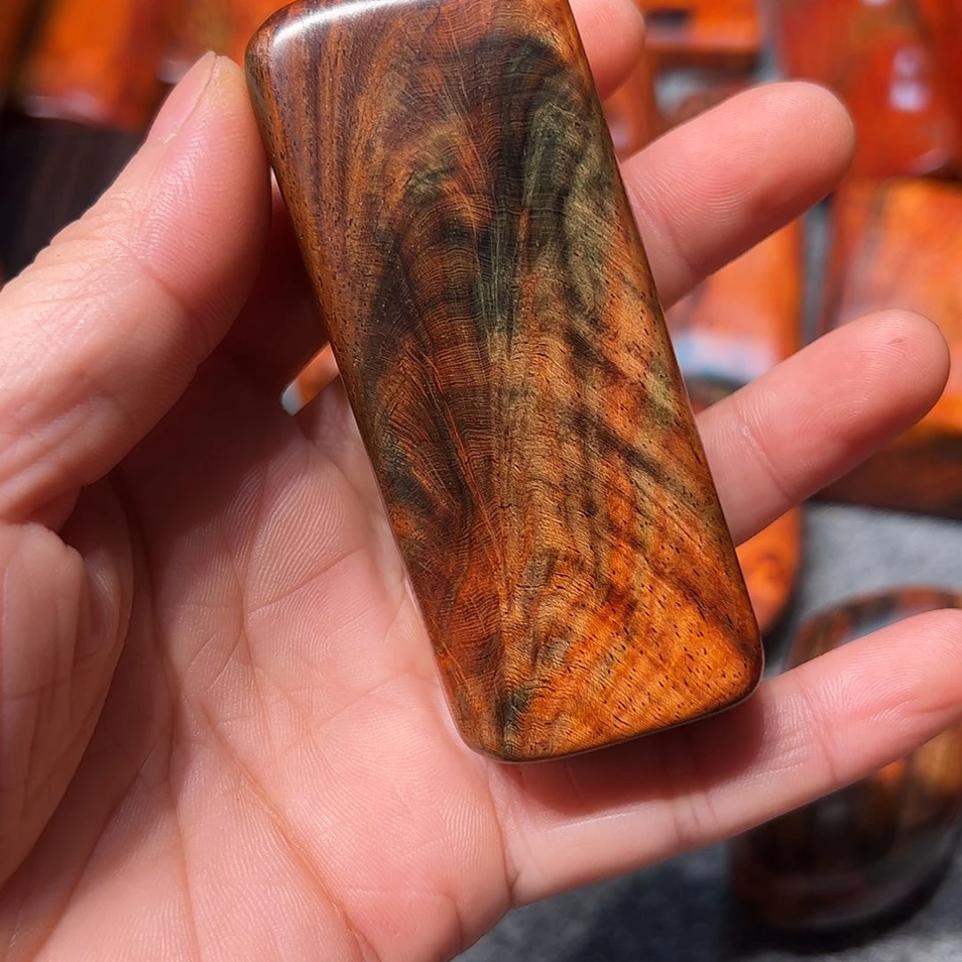 m***⑧交趾黄檀（大红酸枝）