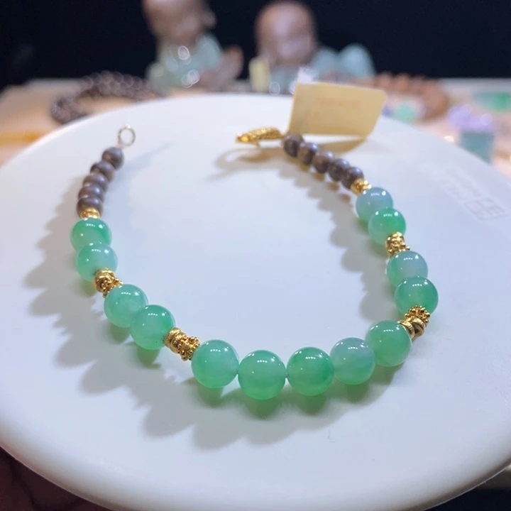 翡翠18K金镶嵌吊坠(不含链)翡翠冰绿手串