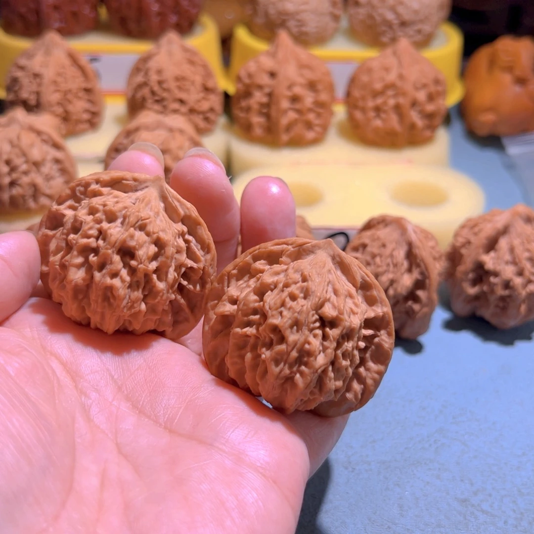 文玩核桃把件盘龙纹44