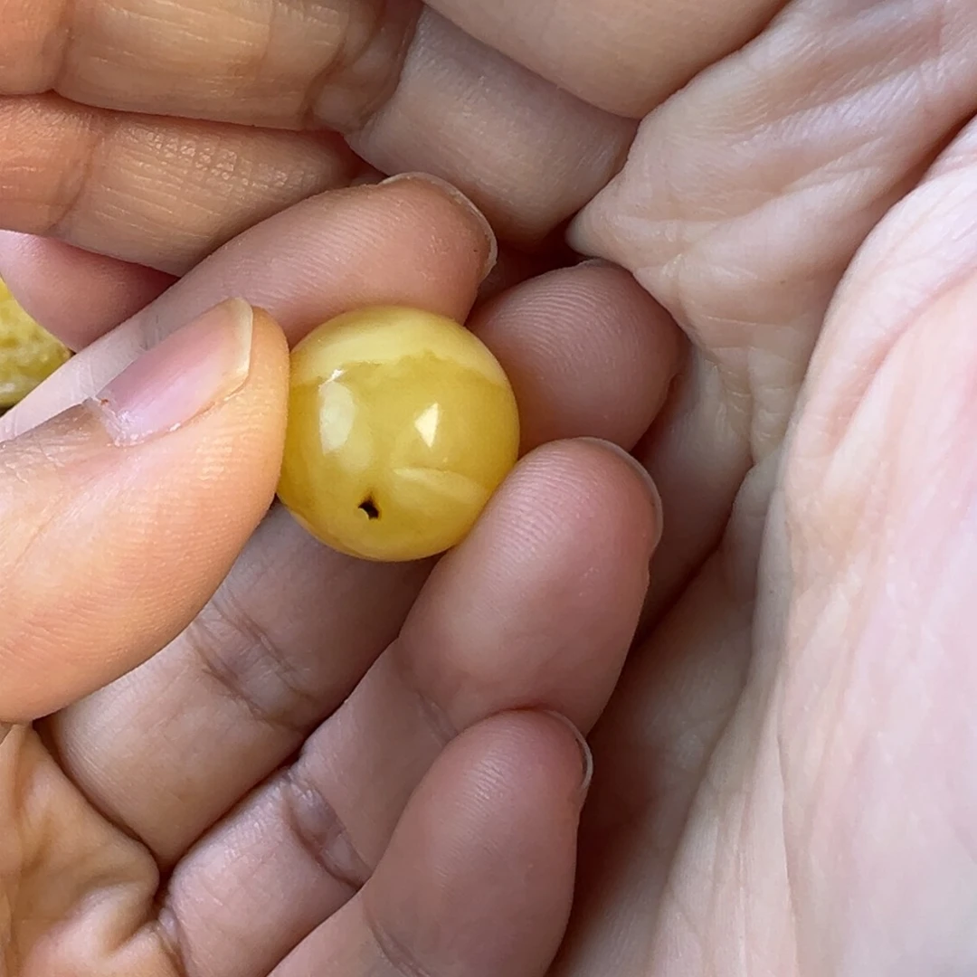琥珀裸石未镶嵌灿***子蜜蜡16+