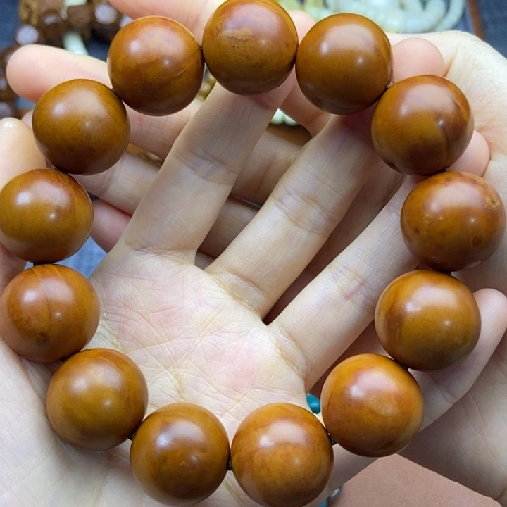 橄榄核手串圆珠 轻微寝油 能追回来 介意勿拍