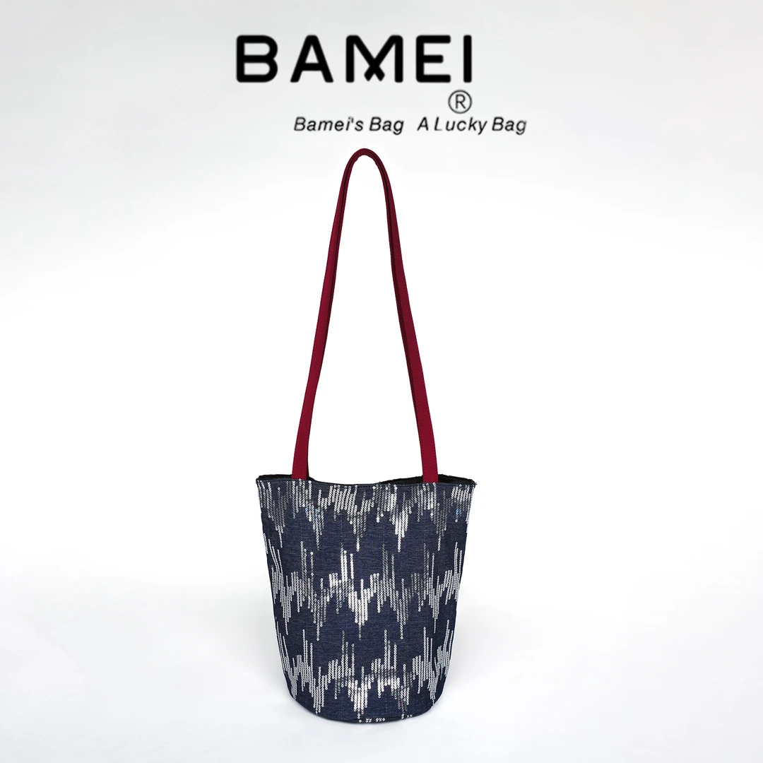 八妹B66-1时尚亮片单肩腋下斜挎女包（19*19*28）通勤运动热卖包