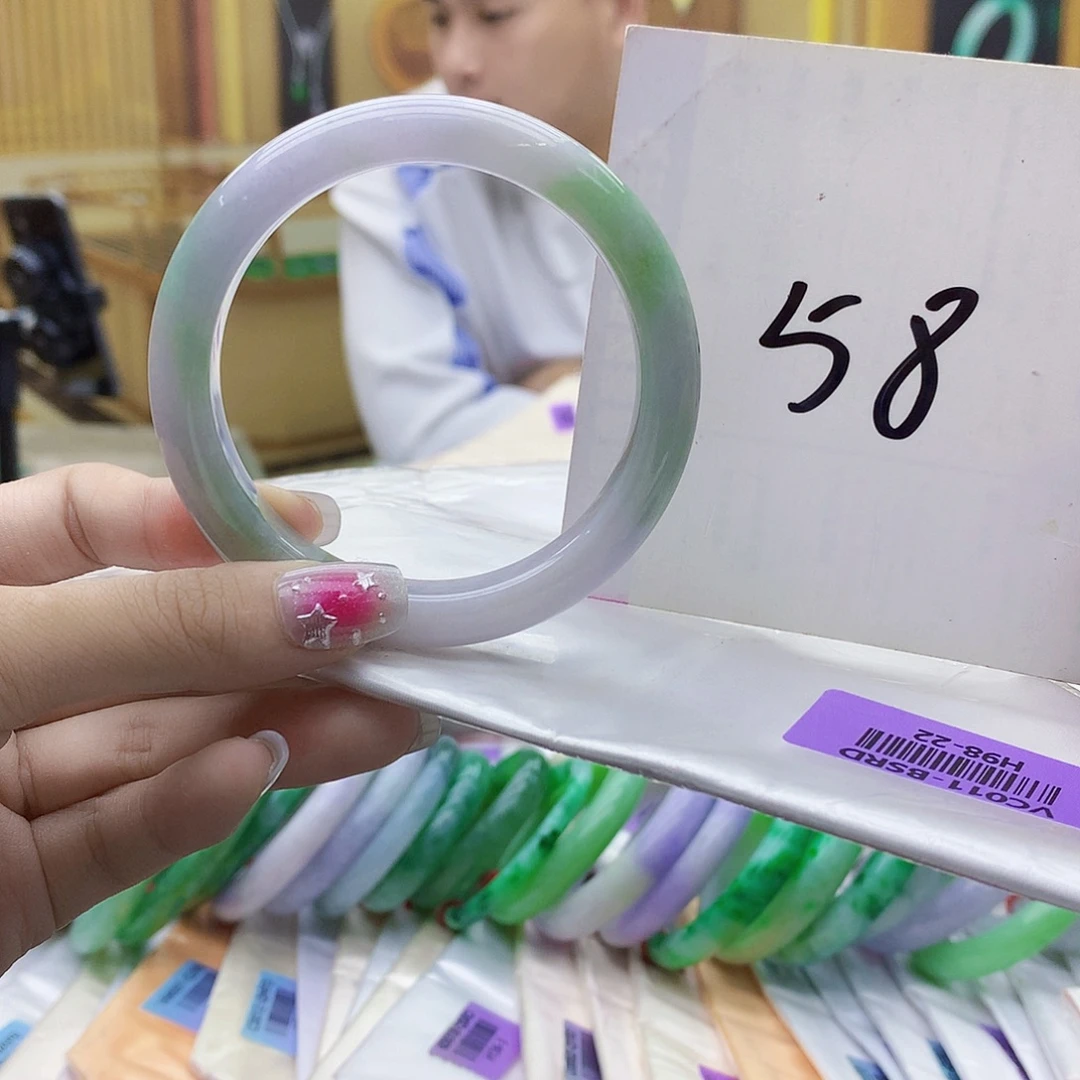 翡翠未镶嵌手镯bbb