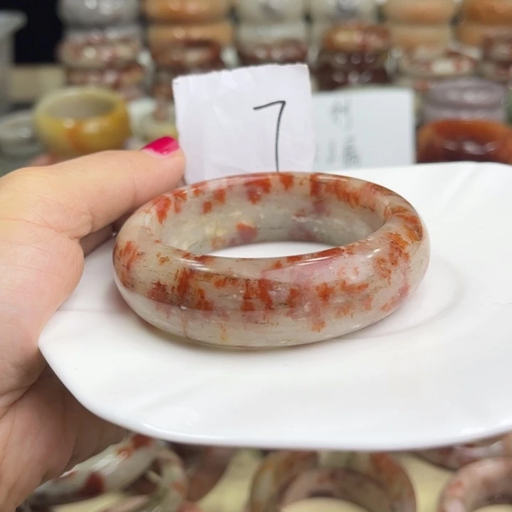 石英质玉微瑕56.6未镶嵌