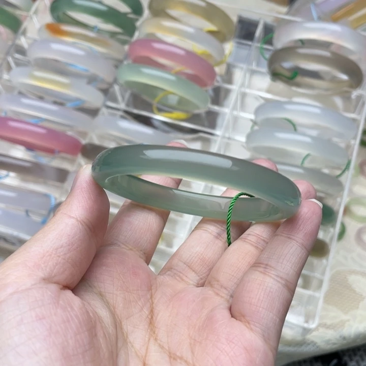 玛瑙/玉髓未镶嵌手镯53圈口