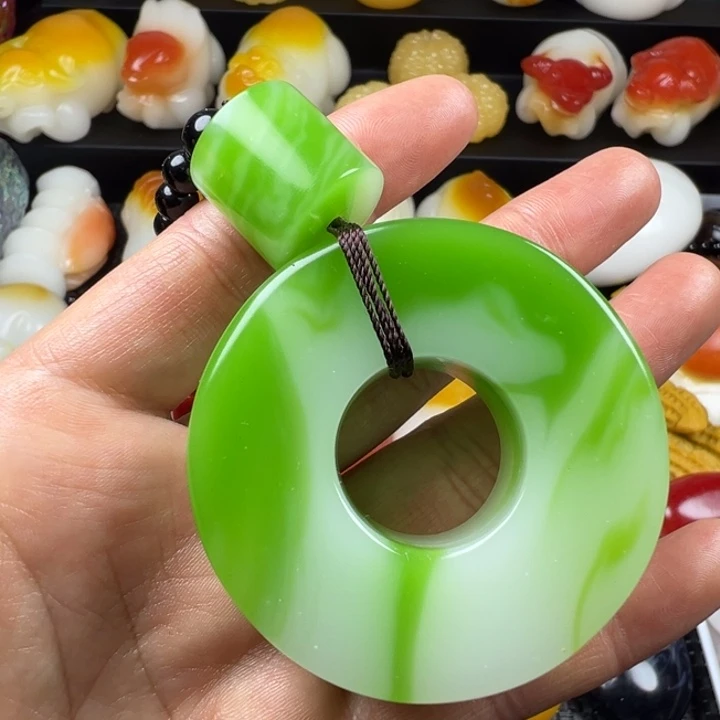 新疆戈壁五彩石金丝