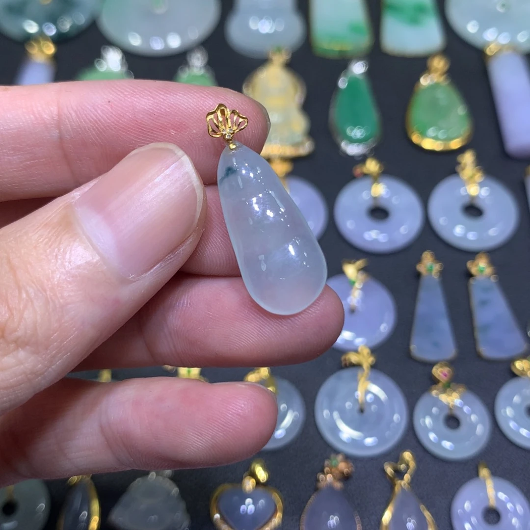 翡翠18K金镶嵌吊坠(不含链)