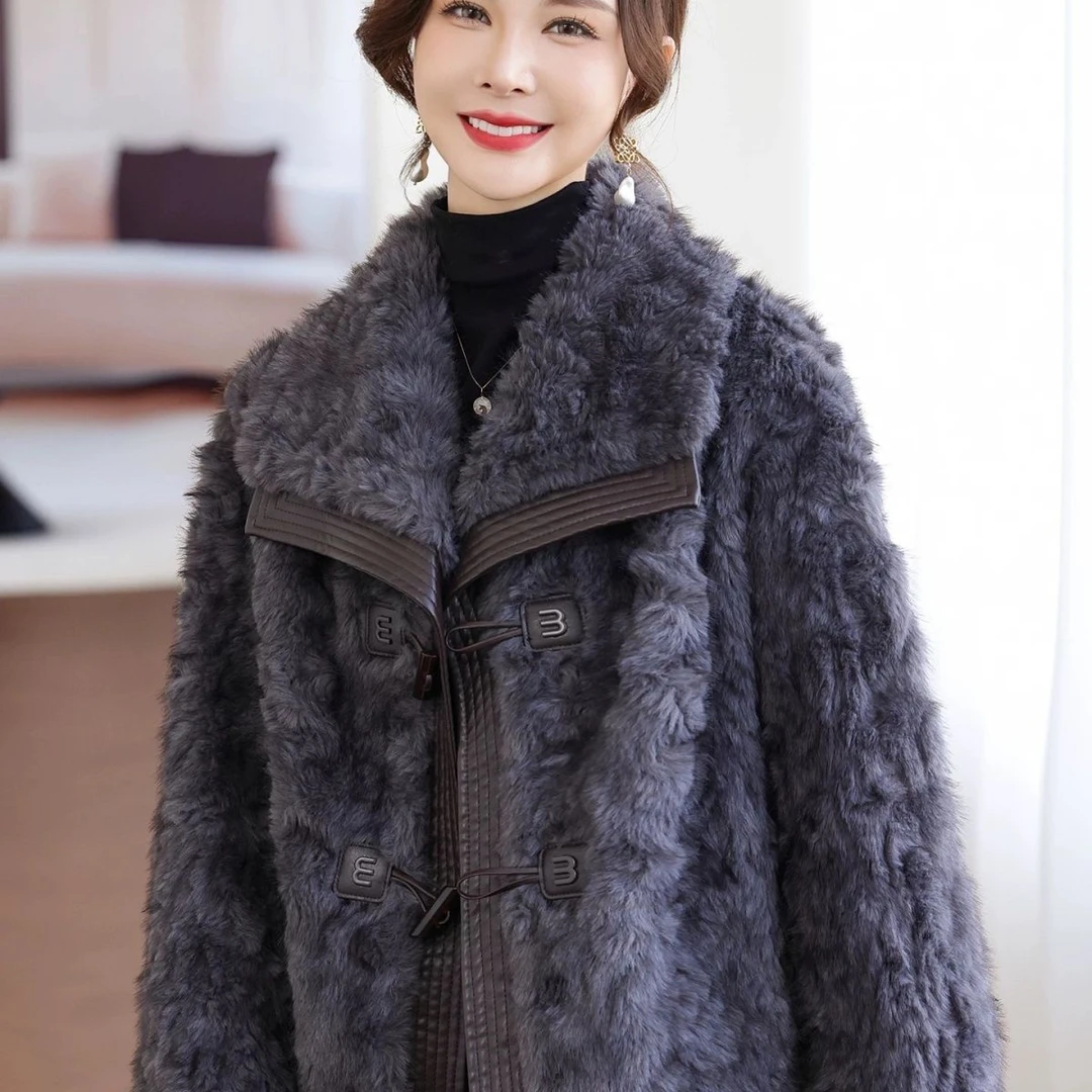 2025网红同款毛毛衣服