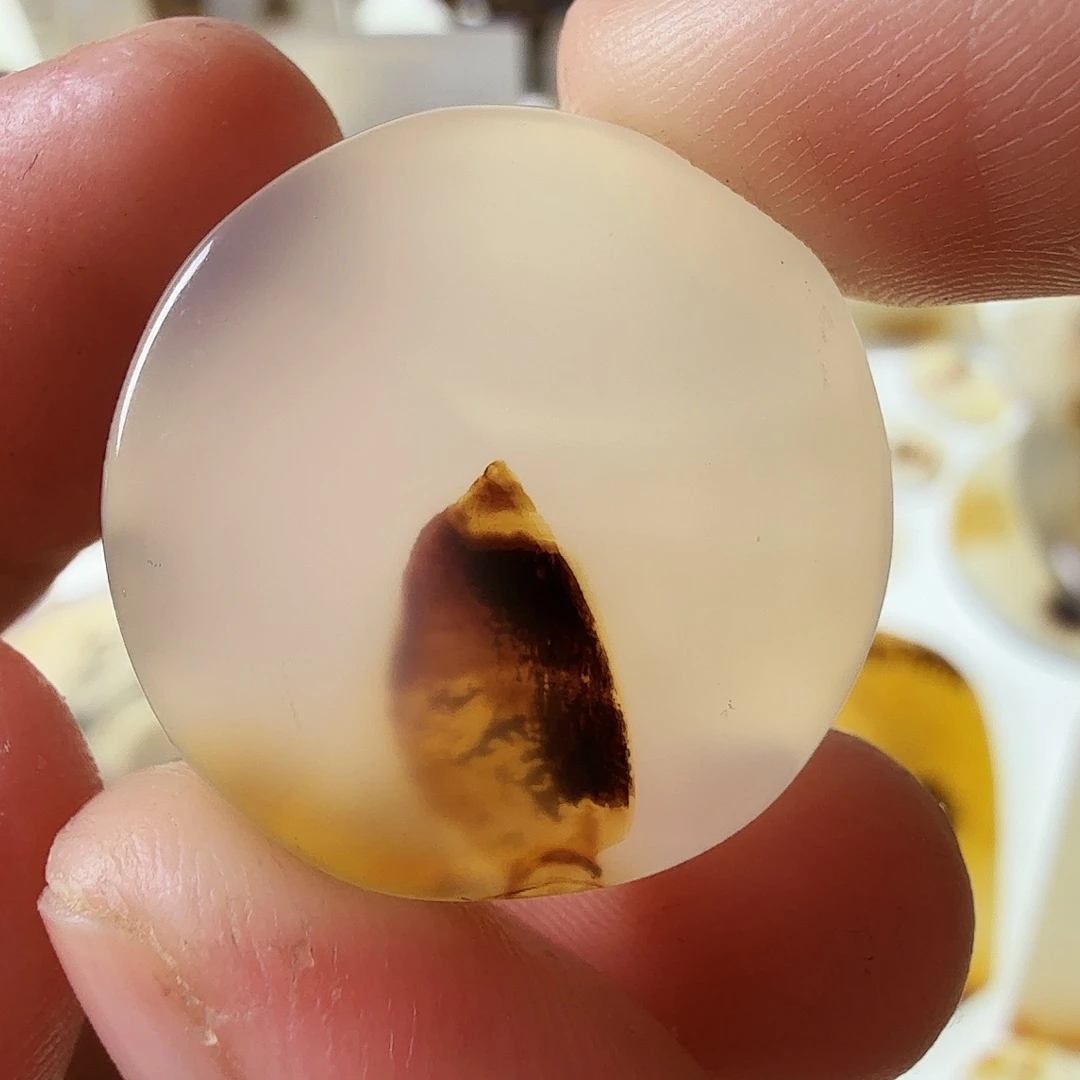 玛瑙/玉髓未镶嵌珠宝半成品