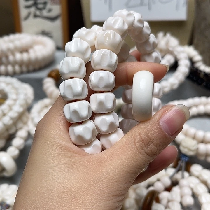 &***&香榧木鹿角1.4百香精品双圈40颗跑环