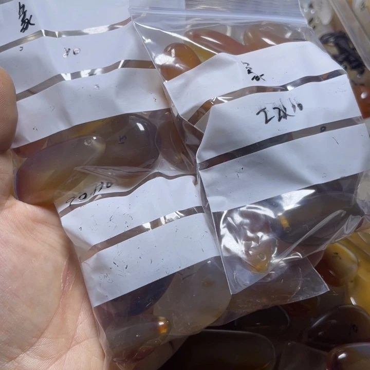 玛瑙/玉髓颈饰未镶嵌象**茶005