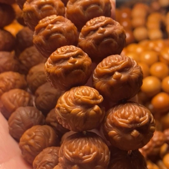 长***）猴头核桃手串番茄ni