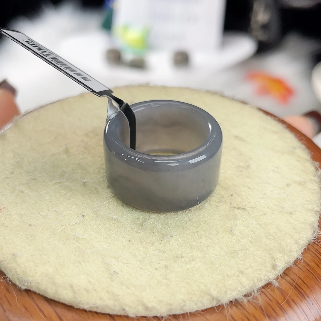 和田玉未镶嵌戒指c14 烟紫飘紫圆切18.3