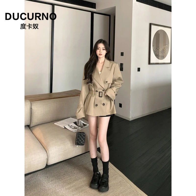 卡其色双排扣短款风衣外套2025春秋新款复古气质高级感小个子大衣
