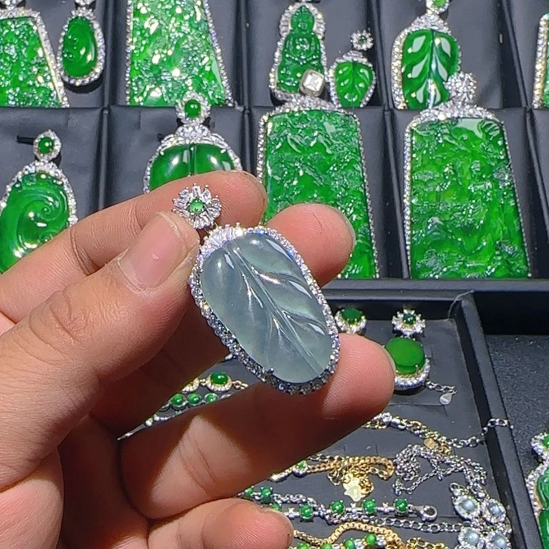 翡翠银S925镶嵌颈饰