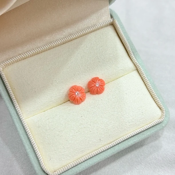 天然珊瑚momo鲜花耳钉