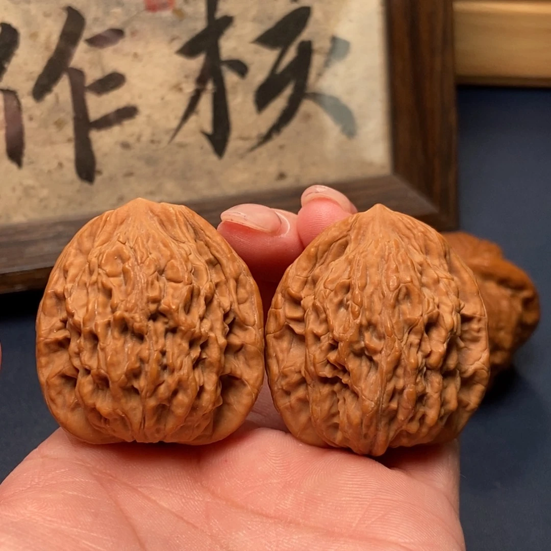 文玩核桃吊坠堂上虎37尺6