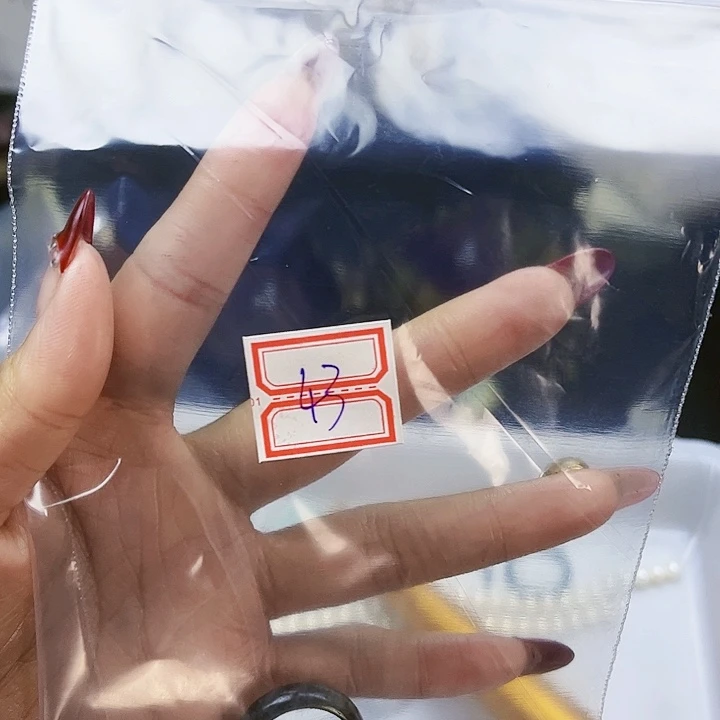 翡翠戒指未镶嵌，