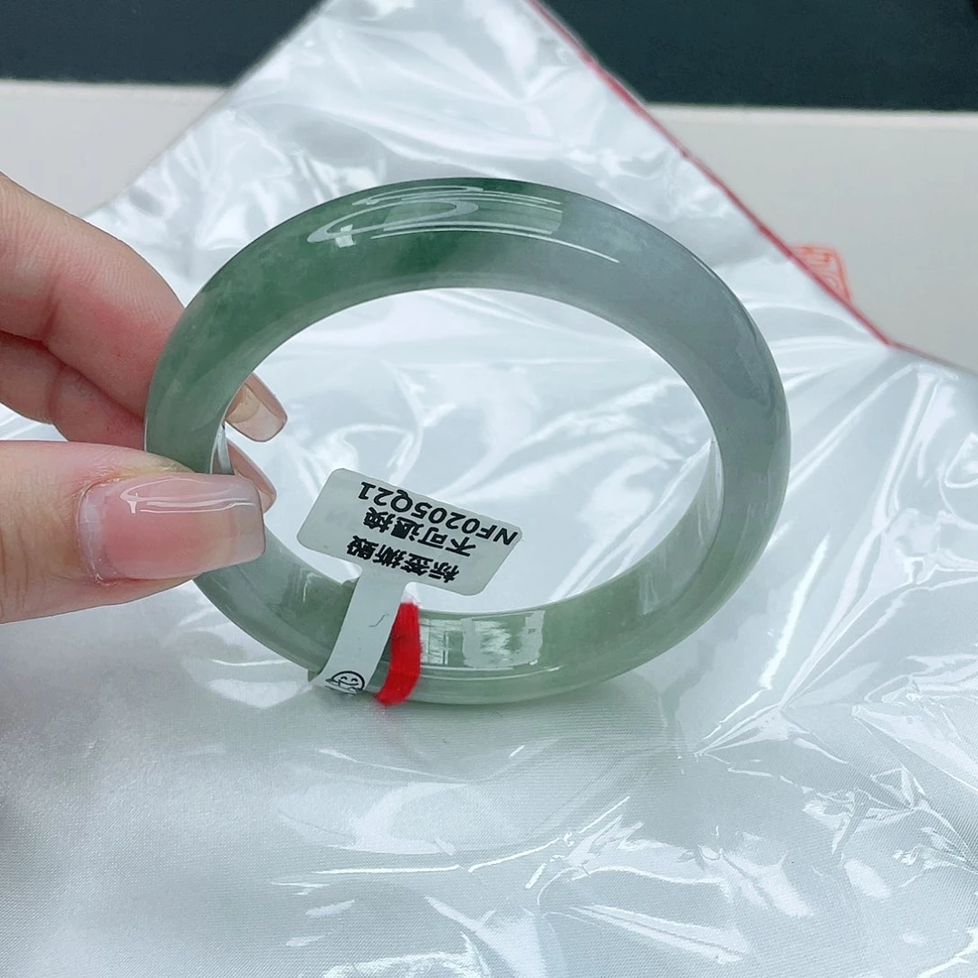 翡翠手镯未镶嵌正58.2