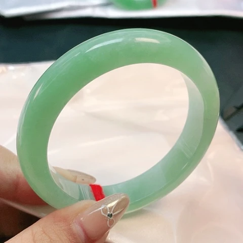 未镶嵌手镯翡翠Y****12409