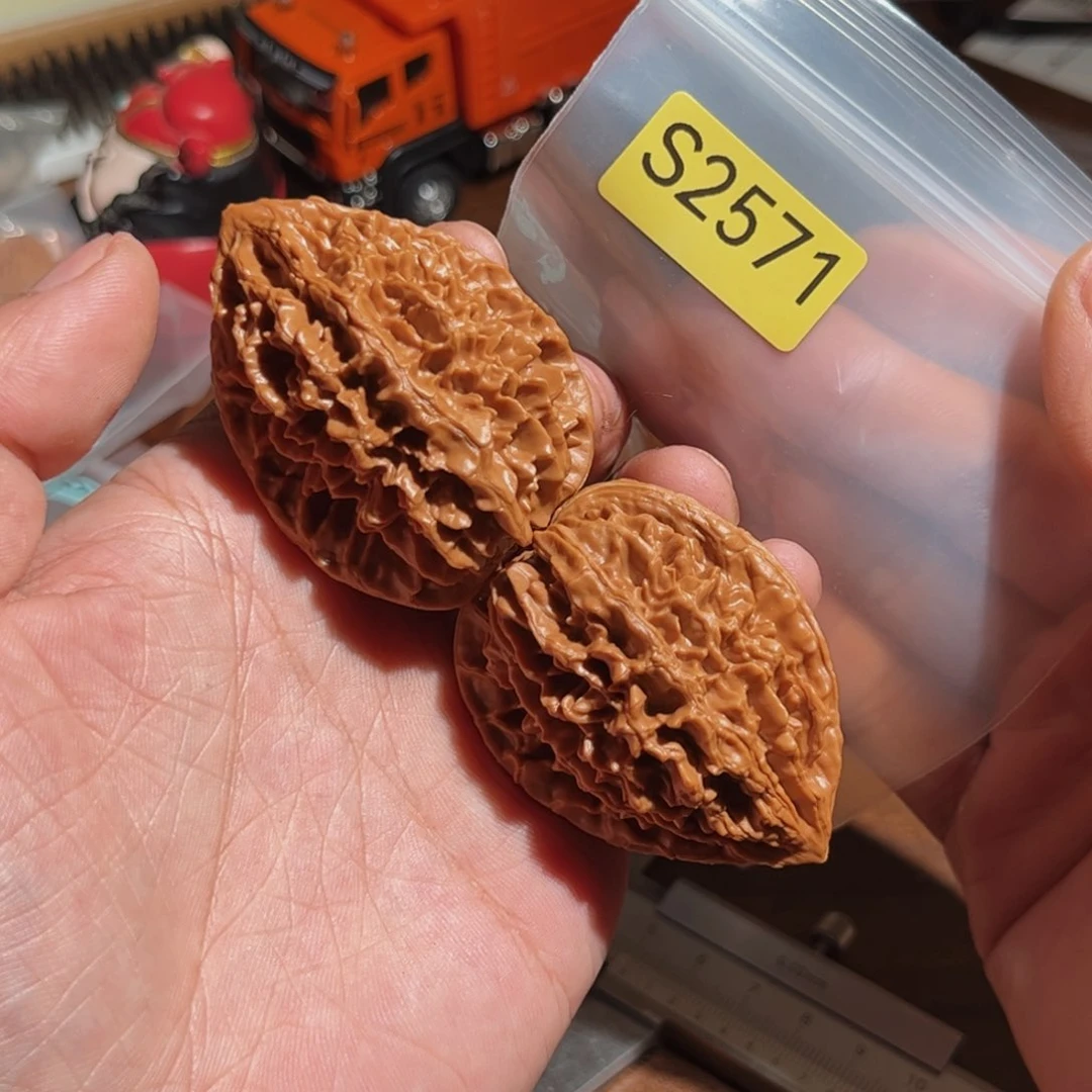 文玩核桃把件招财鼠