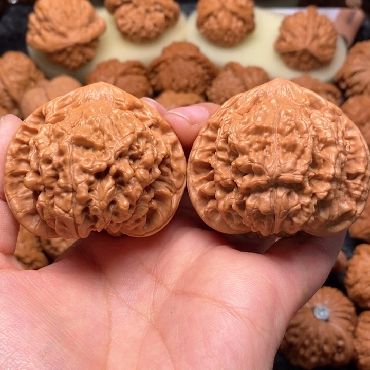 文玩核桃把件毕业大官帽50