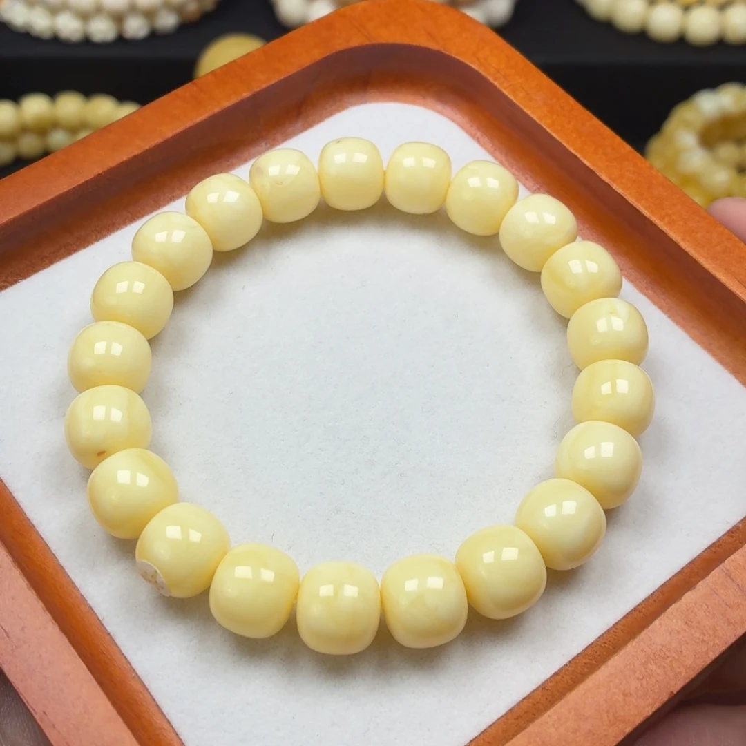 琥珀未镶嵌手链同料焦皮小奶豆手串 18.3g