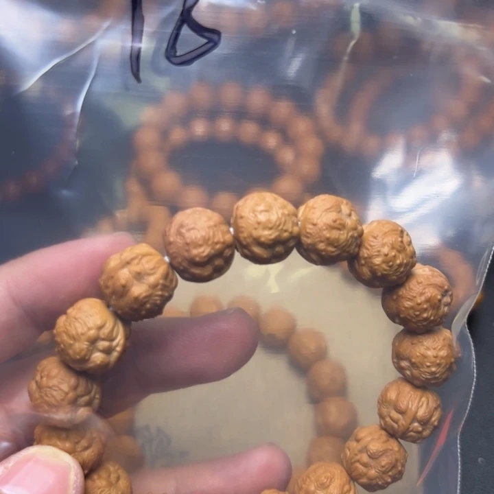 猴头核桃手串途径咯